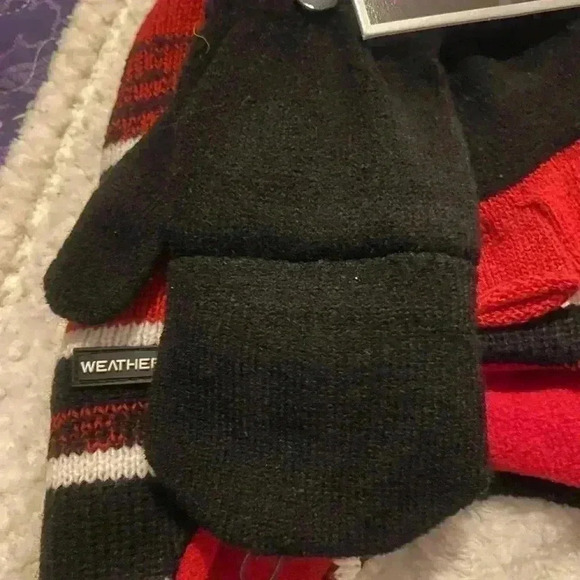 Weatherproof brand pull on hat and gloves with finger holes. NWT SIZE 8-20 - Picture 7 of 7